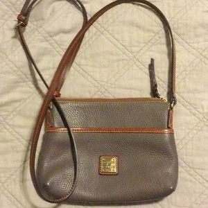 Crossbody purse